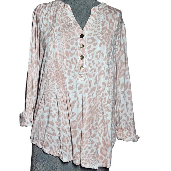 Pink Animal Print Top Size Large - Picture 1 of 4